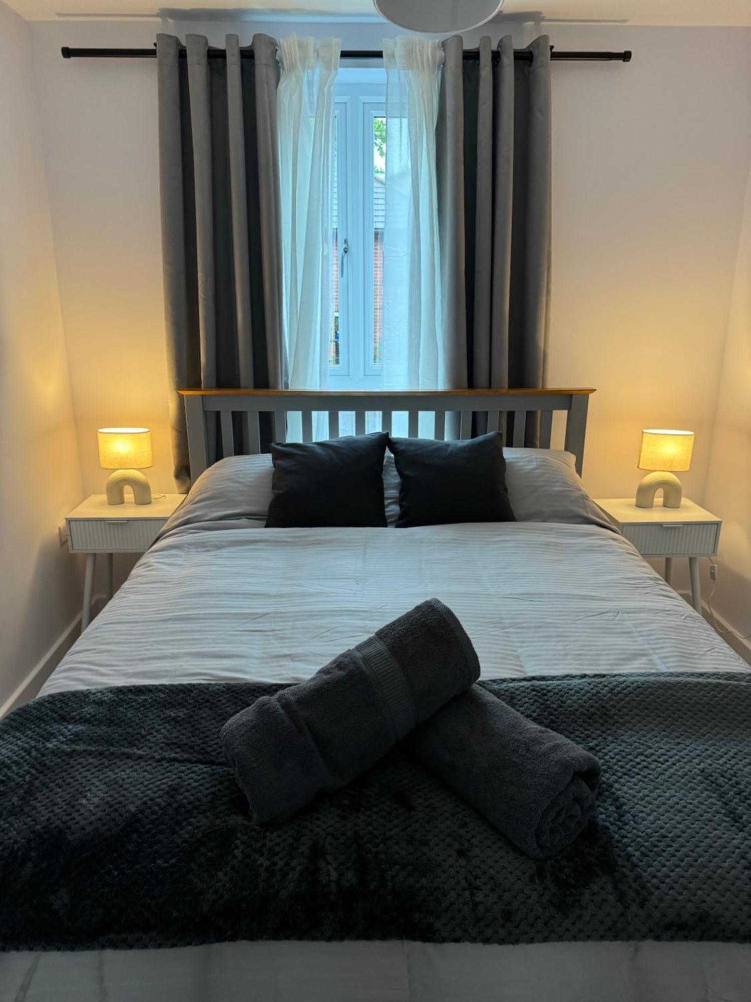 Apartment Brand New Flat 5 With Free Parking And Fast Wifi York