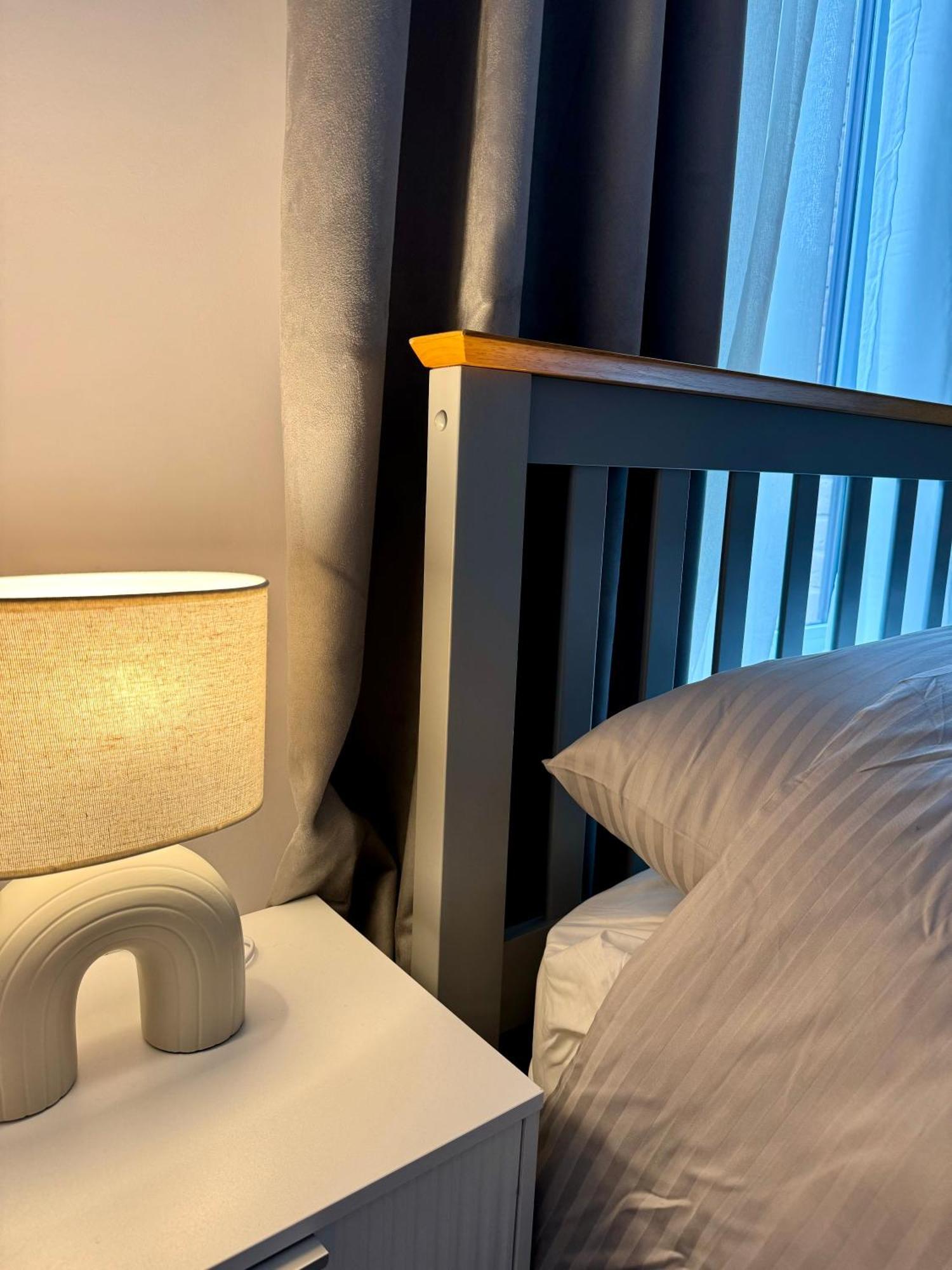 Brand New Flat 5 With Free Parking And Fast Wifi Apartment *