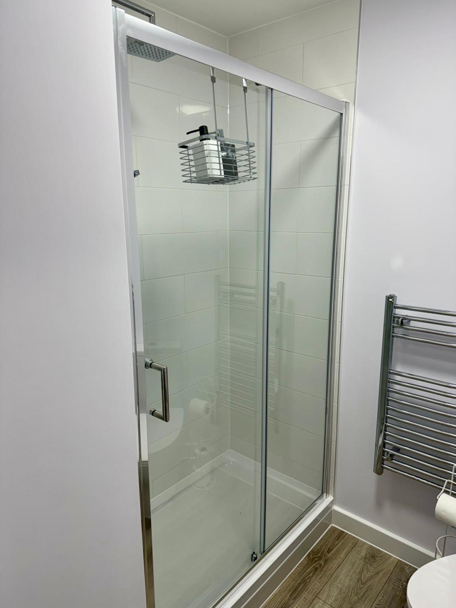 Brand New Flat 5 With Free Parking And Fast Wifi *