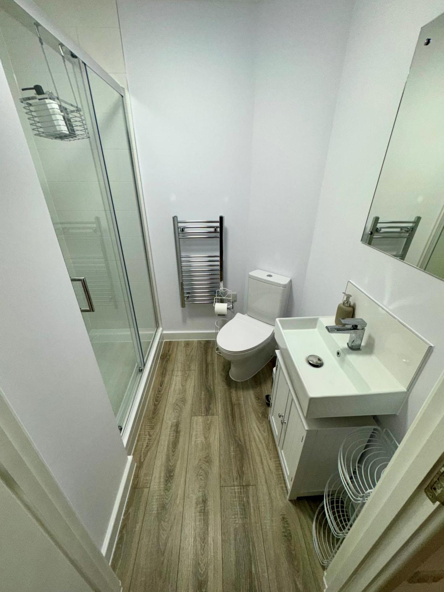 Brand New Flat 5 With Free Parking And Fast Wifi York